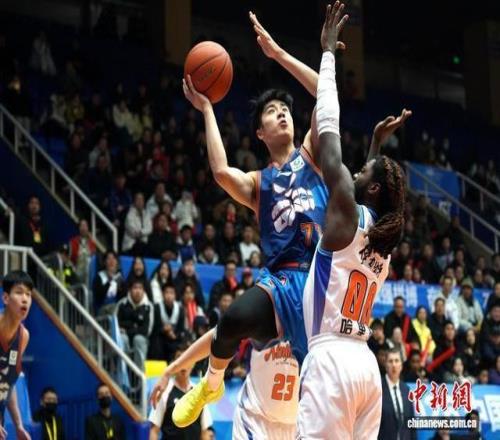 詹姆斯赛季,首度揽获三,双殊荣,球盟会链接,球盟会地址,球盟会官方平台,球盟会入口站点