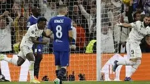 乔迪空降玉溪！玉昆新帅执掌教鞭，热情球迷翘首以待，中超归来再展宏图！